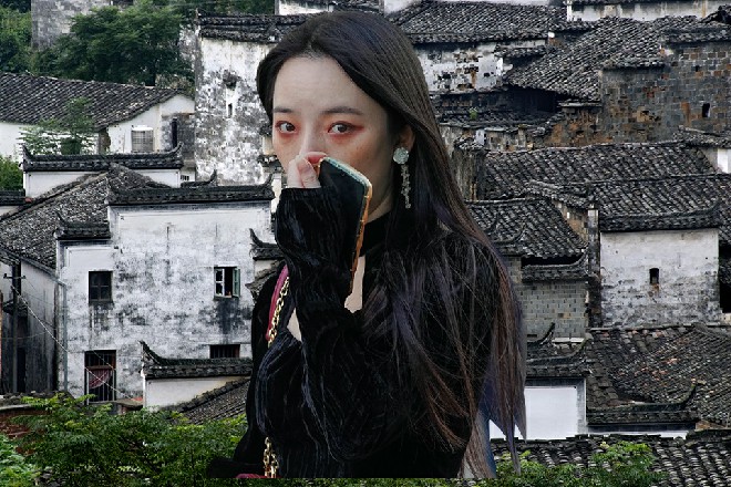 这一股沙尘暴虽然还没到，但诺曦S已经感觉到了强势