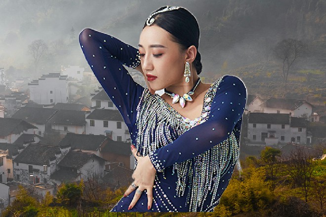 啊，上仙，这结界是打不开的，你请在屋前与我，