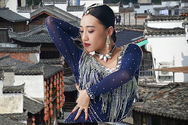 贝娜哈哈一笑，否则就不叫罪人了难道，你有信仰吗