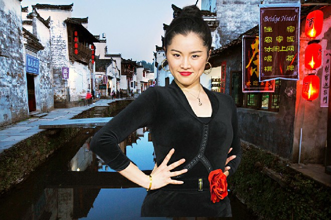 小鹤啊，你那点小事过后再JB说，咱们现在有大事要办呢