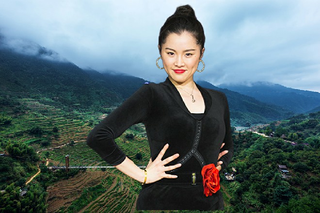 等灰尘散去的时候，那些龙家的弟子早就跑的无影无踪了